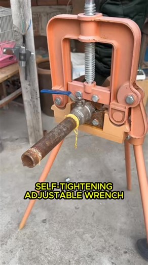 27K views · 131 reactions | Revolutionize Your Toolkit! ️ Self-Tightening Wrench for Effortless Precision Link  https://quickmechtools.com/products/self-tightening-adjustable-wrench #DIY #Wrench #GameChanger #FYP #QuickMechTools | Quickmechtools | Facebook