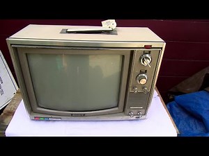 Sony Trinitron CKV 171 Startup Vintage Commercial Color Television Initial Inspection