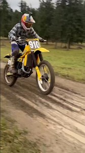 Skating Around on a 1981 RM125!