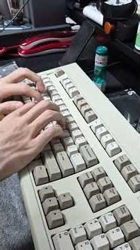 Bolt-modded Unicomp Model M (Classic 101) Buckling Spring Keyboard