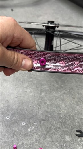 393K views · 1.8K reactions | Big Bore Tubeless Setup Guide 2/4:...