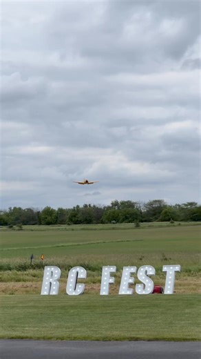 102K views · 744 reactions | E-flite takeover at RC Fest 2024! Always a good time displaying some fantastic flying airplanes in our lineup! #HorizonHobby #EfliteRC #HorizonRCFest #RCFest | E-flite | Facebook