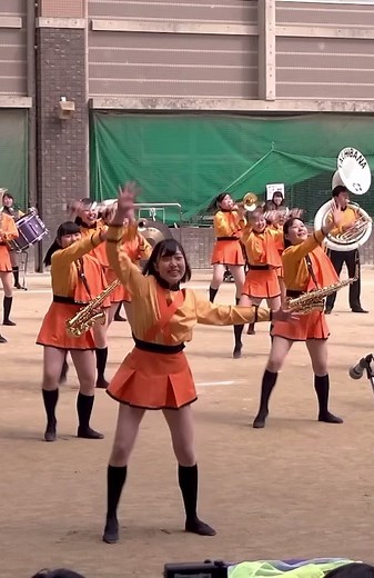 京都橘高校吹奏楽部 #吹奏楽 #マーチング #jk #京都橘 @user05474310594 | percussion