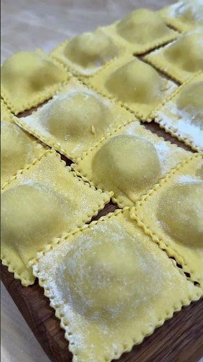 MEAT RAVIOLI 🥟😋 Who's ready to give them a try? 😍💥