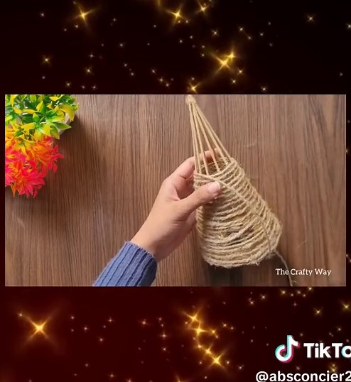 Christmas Tree Lamp DIY / Easy Christmas tree making at home/ Christmas Decoration ideas