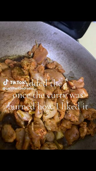 #cookingtiktok #roti #foodlover #cookingmakesmehappy let’s make roti for the first time