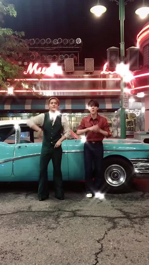 light it up like Dynamite~🎶#BTS#방탄소년단✨Dance 'Dynamite' with V & J-HOPE✨ #Dance_Dynamite#BTS_Dynamite | BTS - House of ARMY