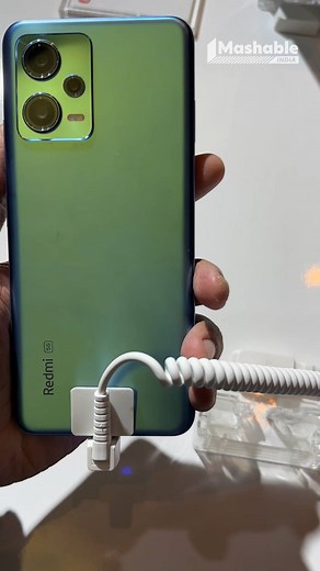 Redmi Note 12 5G The 5G SuperNote - 120Hz Super AMOLED - Snapdragon® 4 Gen 1 5G - 48MP AI Triple Camera - 33W Fast Charge (in-box) The new classic Redmi Note 12 5G is powered by Qualcomm Snapdragon® 4 Gen 1, a 5G processor to deliver that fast and smooth experience. It combines a segment-leading Super AMOLED display and a 120Hz refresh rate making it a perfect smartphone for gaming and watching online content. This classic Note supports 1200 units of peak brightness. To last you throughout the d