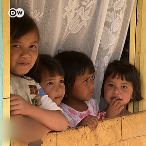 Women in India's Khasi tribe have more sway than the men. Important property rights and family names pass through the female children. | DW Stories