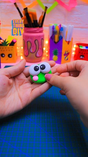1.6K views · 91 reactions | Simple tips to create a frog out of clay  #diy #crafts #howto #creatfrog #clay #fyp #simpletips #tipsandtricks #viral #frog | Everything DIY | Facebook