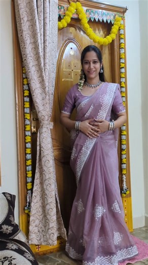 Sahithisai1229 on Instagram: "💗✨Na Pelli Choopulu✨💗#family#love#mini #video"