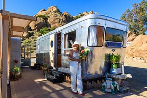 A 1954 Trailer Finds New Life as a Retro-Style Tiny Home