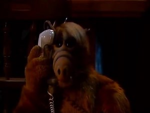 Alguien que me cuide - ALF Temporada 2 Capitulo 17 y 18 |SOY MUNDOI LATINO| | Soymundolatino Oficial