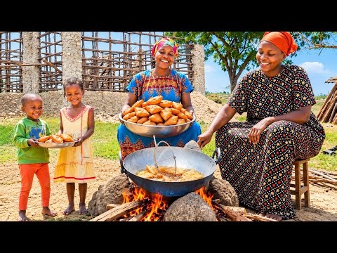 Young Moms Cook a Simple African Village Meal ❤️ | Traditional African Cooking