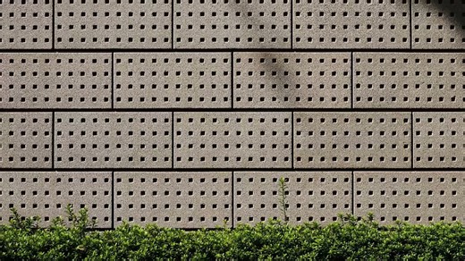 5 Reasons Why You Should  Install An Interlock Driveway