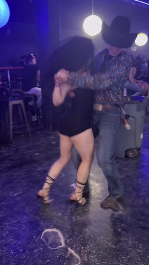 Mesmerizing Huapangos Dance Performances