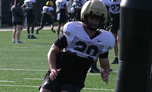 Carmel grad plans to transfer from Purdue football