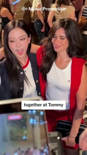 JISOO & Camila Cabello Stun Together at Tommy Hilfiger’s NYFW Show! ✨ #JISOO #camilacabello #nyfw