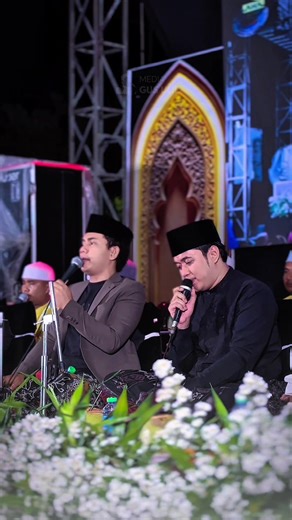 Khoirol Bariyah: Cak Fandy & Gus Ulil Performance