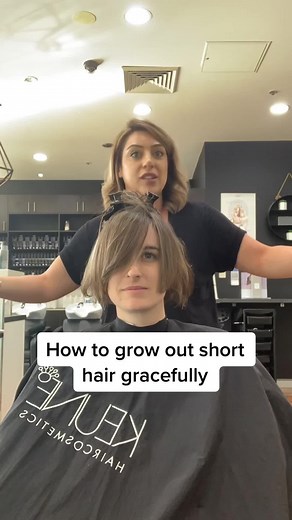 How to grow out short hair gracefully. Use these tips so you can grow out your short hair without it looking like 💩. #thedenhairsalon #shorthairtips #shorthairstylesforwomen #shorthairtipsandtricks #pumphaircare #sydneyhairsalon #sydneysalon #hairadviceplease #sydneyhairdressers