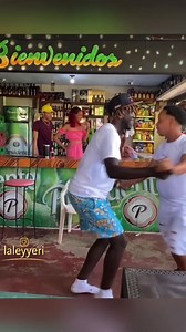 Dale con Bachata #bailadoresdebachata #bachata | Esquina RD