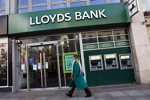 Lloyds estimates £1.95bn hit from motor finance scandal
