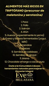 El triptófano es un aminoácido esencial que el cuerpo necesita para producir serotonina y melatonina, las hormonas responsables del bienestar emocional y un buen descanso. Consumir alimentos como pavo, salmón, huevos, almendras, avena, cacao, semillas y lácteos fermentados puede mejorar el sueño, el estado de ánimo y la salud cerebral. 🌙🧠✨ Guarda esta imagen y sígueme, porque te voy a enseñar mil maneras de cuidar tu salud física y emocional. #EveJiménez #BELLASANA #evebellasana #SaludYBienest