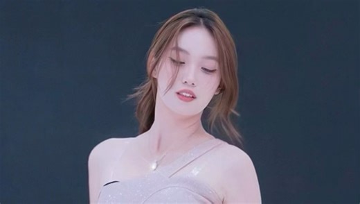 Do not touch｜有人懂吗？这首歌真的很钓｜Mina位