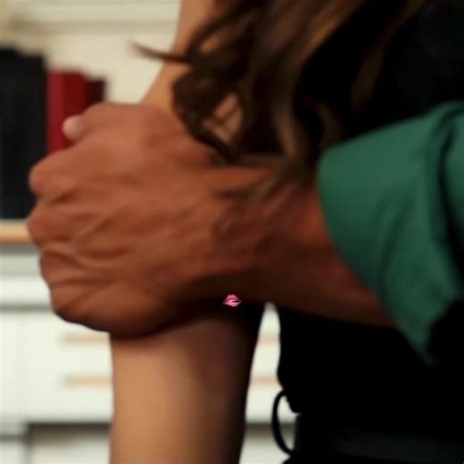 احبك وراها المشاعر الجياشة