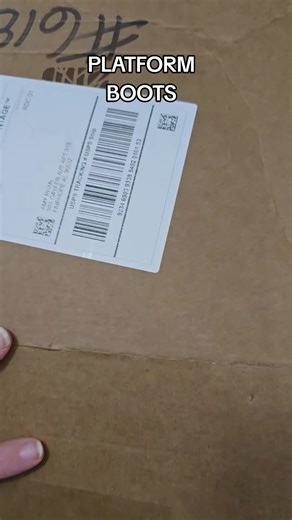 Stylish Platform Faux Leather Boots for Streetwear