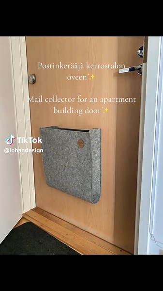 Innovative Mail Collector for Apartment Building Doors