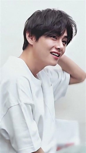 Akh lad jaave🥰😍. kim taehyung cute whatsapp status 😍😘#kimtaehyung #whatsappstatus