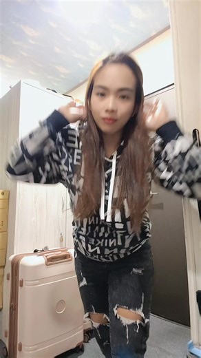 Isayaw nlng natin yarn😊 👊 #goodvibes #taiwan🇹🇼 #fyppppppppppppppppppppppp #proudigorota💪💪❣️