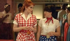 Romantic moment Call the Midwife's Patsy and Delia share a kiss