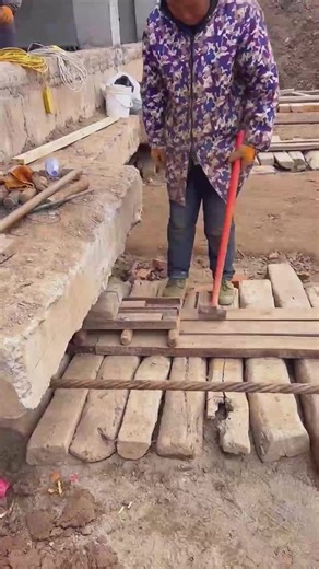 Workshop such as fabrication, assembly, repair, and testing with precision. and safety systems that allow workers and trainees to perform operations. #workshop #technology #diy #technique #steelwork #welding Wo1a.7285 | Work 71M