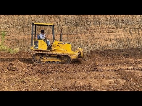 🔥 Small but Mighty! Komatsu D21P Bulldozer vs Hard Soil | Heavy Equipment Live