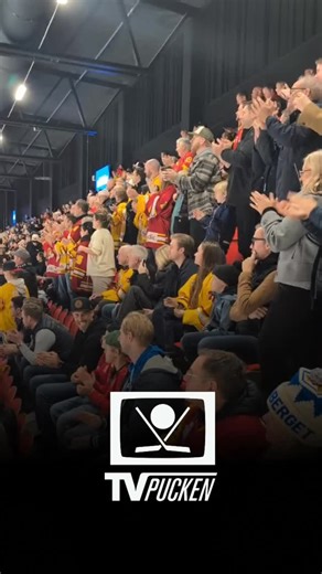 Wow, vilken TV-puckshelg! Stort tack till alla som gjorde denna helg så magisk i Hatstore arena och stort grattis till Värmlands flickor och Smålands pojkar som båda två fick höja bucklan i taket 🔥 Kalmar HC vill rikta ett tack till våra medarrangörer Svenska Ishockeyförbundet, Smålands Ishockeyförbund och Destination Kalmar 👏 | Kalmar HC