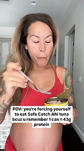 DID YOU KNOW? @safecatchfoods Ahi Yellow Fin tuna > than just albacore because it contains a whopping 43 grams of protein per can vs 27 grams for your average brand can AND it’s the only brand that tests EVERY fish for mercury. Other brands test only one in every million 😱 This is why I trust them for my pregnancy since they are backed by the American Pregnancy Association. Check them out! | Sia Cooper
