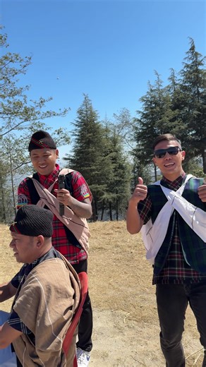 सम्पूर्णमा🙏🏾🫶🌺 Shooting time अन्तिम सम्म हेर्नुहोस् ल ! मेरो बच्चाहरूको expression 😁हिजोको दिनमा म हार्न खोज्दा पनि यिनै छोराहरूको आवाजले मलाई सरल र सहज तरिकाले उठ्न सिकायो 💪र आजको दिन सम्म पनि…👍 र आसा छ भोलिको दिनमा........ हुनेछ 👌मलाई कहिल्यै हार्न नदिने मेरा सन्तानहरू प्रति✋❤️❤️❤️🫶 @Andrews Gorkhe Thapa @Dona Thapa Magar @Devithapamgr @Alan Thapa @Aron_thapa_magar #laxmithapa8 #tiktoknepal🇳🇵 #tik