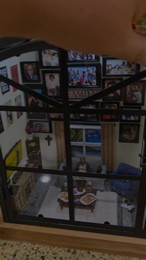 Custom Memory Lanterns by NM Price/precio: $240 Send me a message to place an order or for more information. #miniature #diy #memorylantern #gift #badbunny