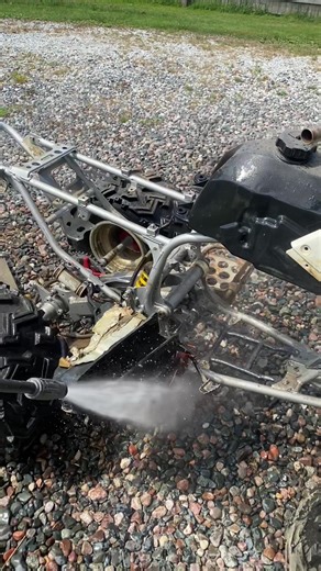 Reviving the Yamaha Warrior: Cleaning and Restoration