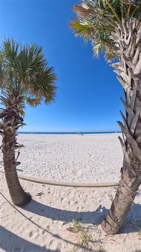 1.4K views · 718 reactions | 冀️ Enjoy this 15-second beach break. 冀 Alabama’s Beaches #GulfShoresAlabama #OrangeBeachAlabama #FortMorganAlabama #AlabamaGulfCoast | Visit Alabama's Beaches | Facebook