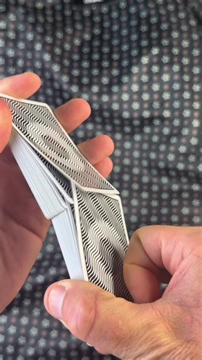 Waves Playing Cards ASMR Experience