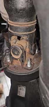 2007 Toyota 4Runner SR5 Driveshaft removal #automobile #toyota4runner #driveshaft