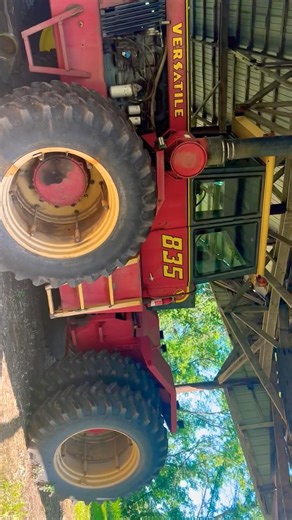 Versatile 835 ￼tractor ￼￼￼#Farming #Agriculture #hankwilliamsjr #John Deere #Tractor#International￼￼