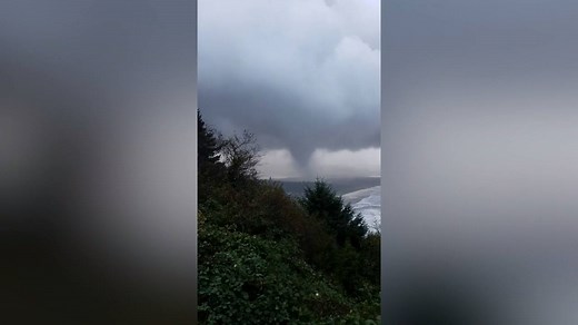 Today's tornado in Manzanita was captured on cell phone video. Full storm coverage: http://ow.ly/g14X305bXlP (Video Courtesy: Tyler Ryals) | The Oregonian