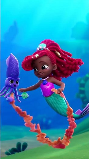 The Little Mermaid Ariel "That's How You Make Friends" song! 🐚✨ | Disney Jr Ariel