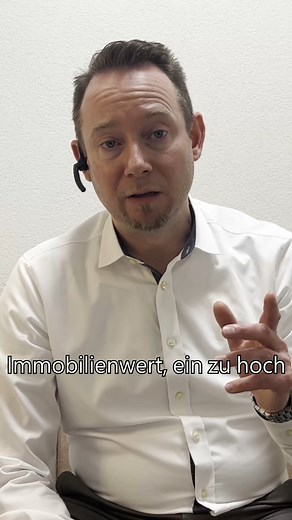 Drei Fehler, die Sie beim Immobilienverkauf unbedingt vermeiden sollten: Falscher Preis – zu hoch schreckt Käufer ab, zu niedrig bedeutet Geldverlust. Fehlende oder fehlerhafte Unterlagen – das kann den Verkauf verzögern oder sogar verhindern. Schlechte Präsentation – unprofessionelle Bilder oder eine falsche Vermarktung senken den Wert. Bei der Invictus Immobilien GmbH beraten wir Sie, als wäre es unsere eigene Immobilie, und sorgen dafür, dass Ihr Verkauf reibungslos und zum bestmöglichen Prei