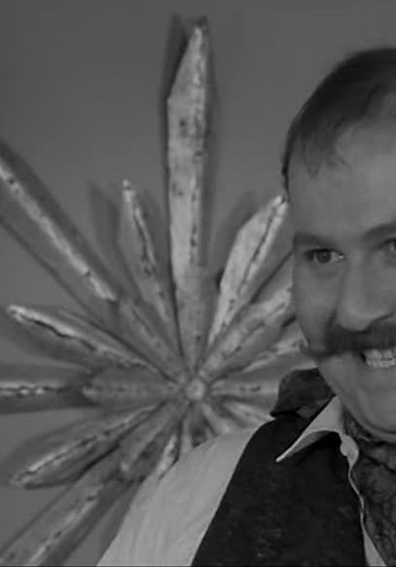 The Munsters S01:E33 - Lily Munster, Girl Model