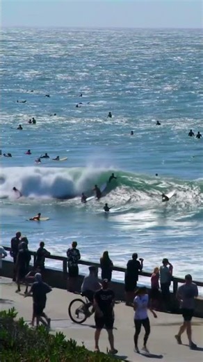 Not everyone made it over this wave... #wipeout